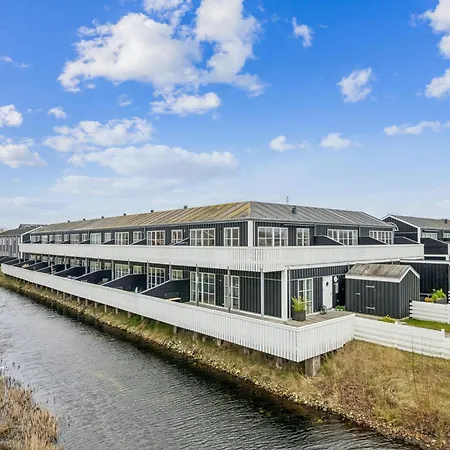 Beautiful With Sea View In Oer Maritime Ferieby